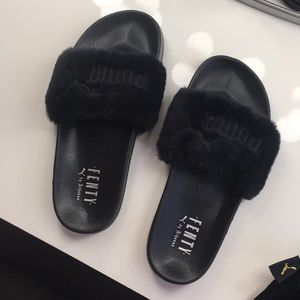 Puma FENTY slides by Rihanna🔥